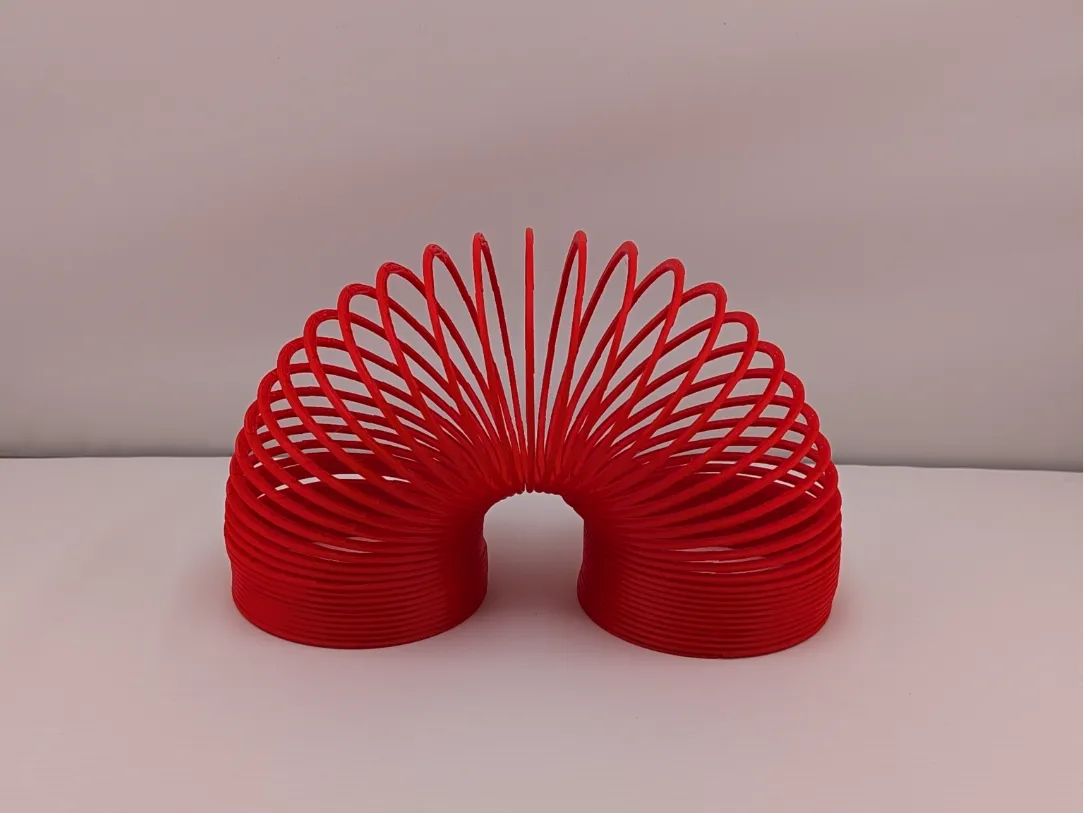 Ressort slinky articulé — jouet rétro