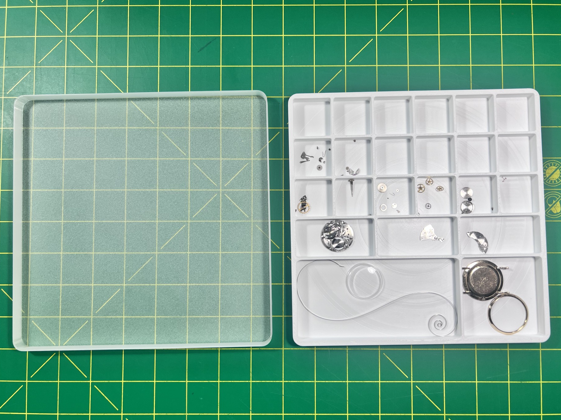 Sorting Tray with Lid