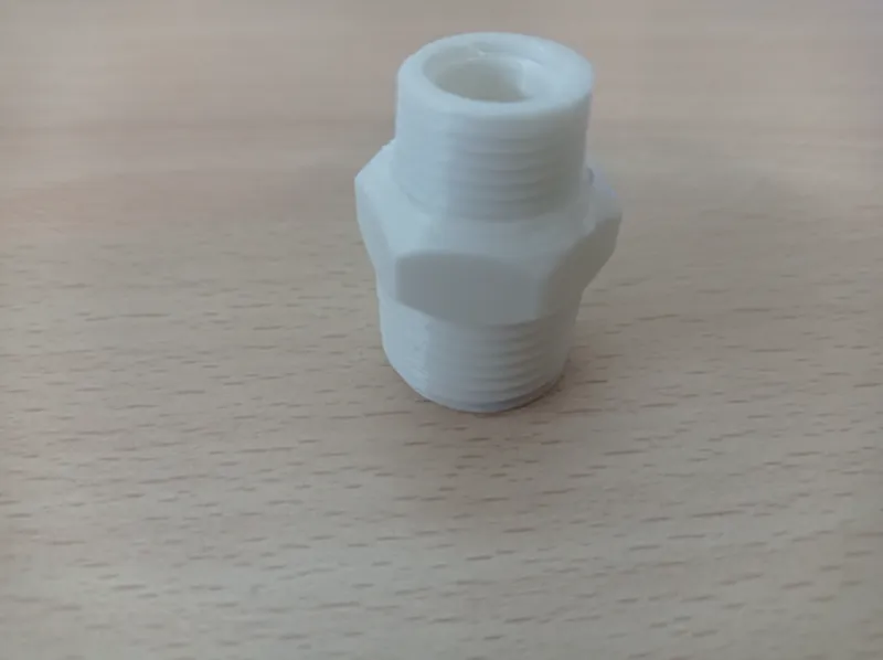 Reducing hexagon nipple (male 1/2 BSPT - male M16)