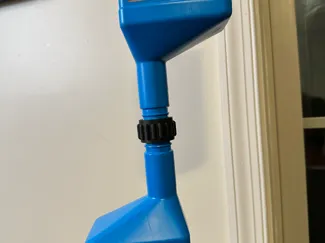 No-Spill Oil Saver with built-in funnel