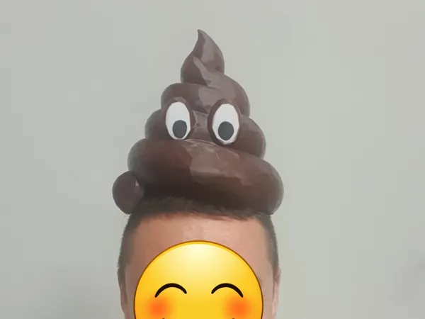 Couronne caca humoristique