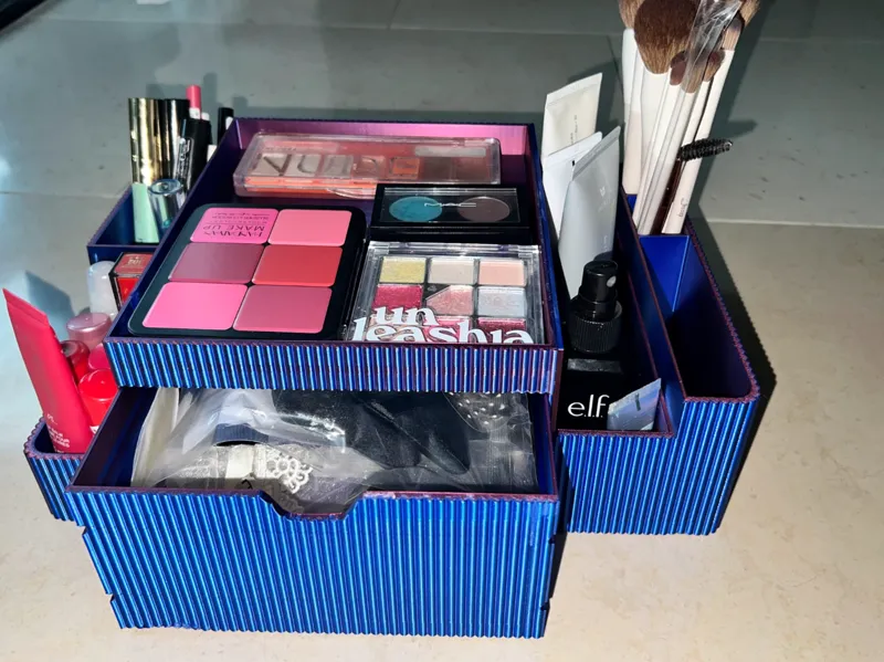 Makeup Box
