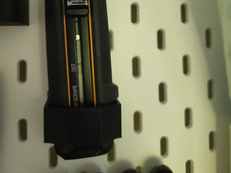 Skadis Holder for Thoughbuild Scraper