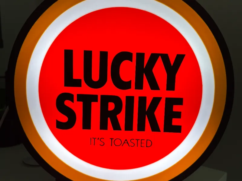 Lucky Strike Light Box