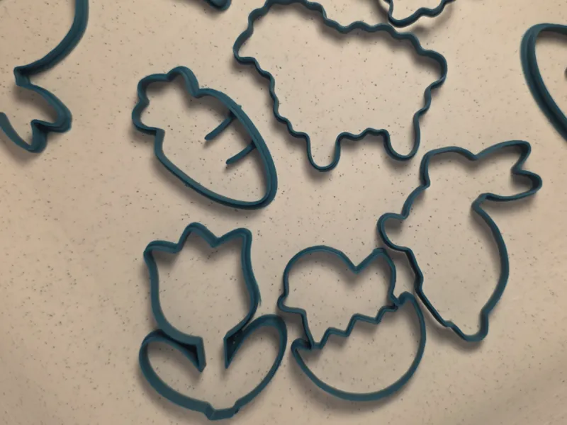Springtime Joy: Detailed Easter Cookie Cutter