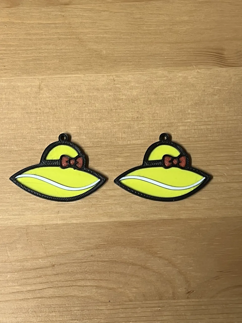 sunhat earrings view 2