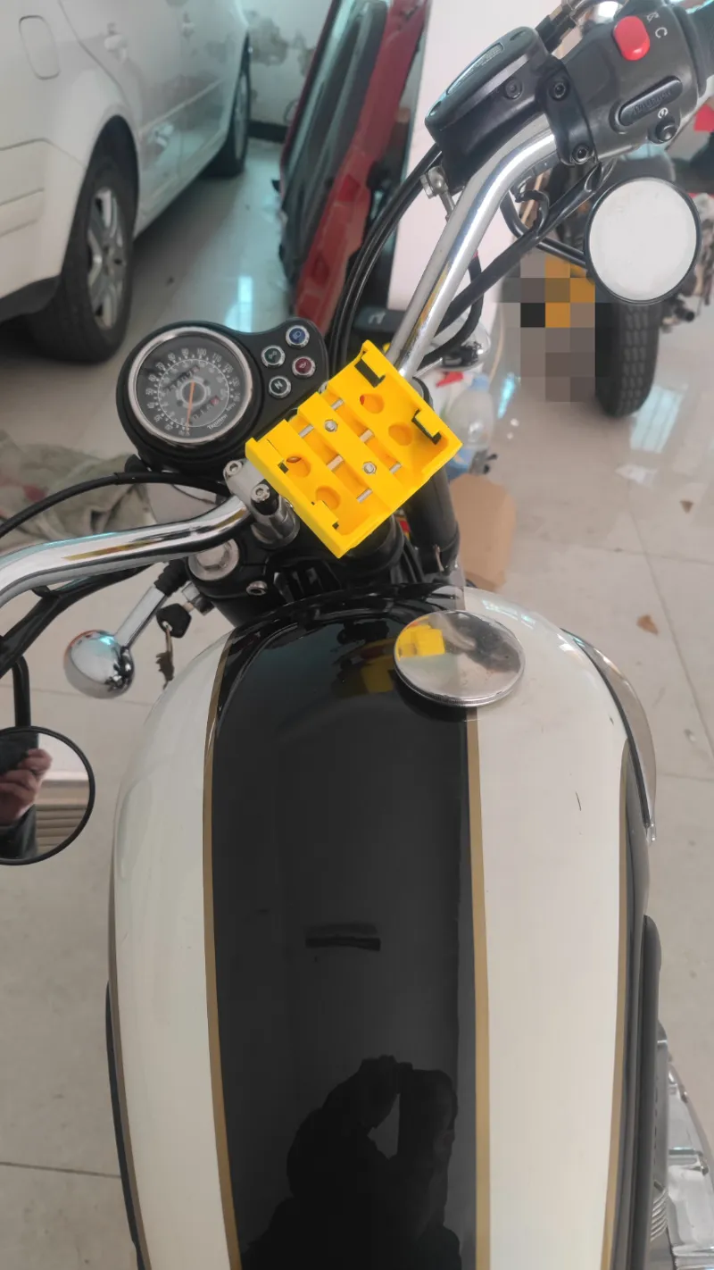 摩托车手机支架 Mobile phone holder for motorcycles