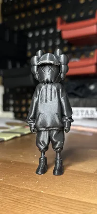 Figurine Kaws à capuche — photo 2