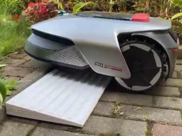 Dreame Roboticmower  A1 lawn mower curb ramp