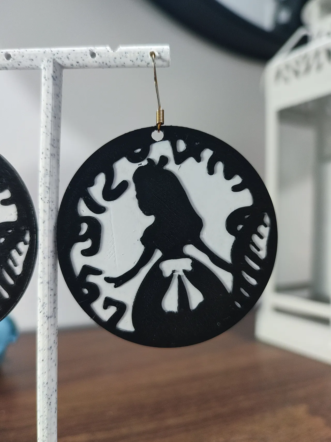 Aretes Portal de Alicia view 4