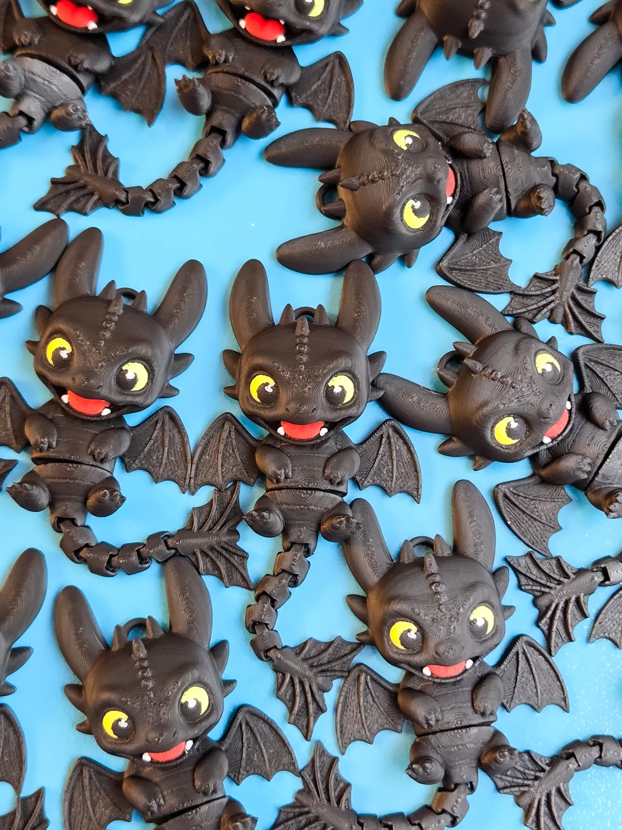 Articulated Toothless Dragon Keychain view 4