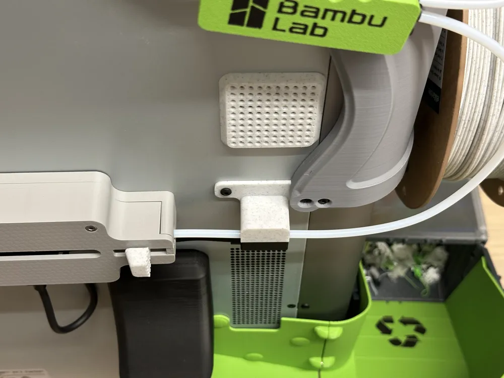 AMS Hub Buffer Guide PTFE (OUT) v2.0 - Free 3D Print Model - MakerWorld