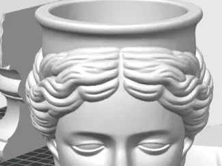 vaso a forma di statua greca