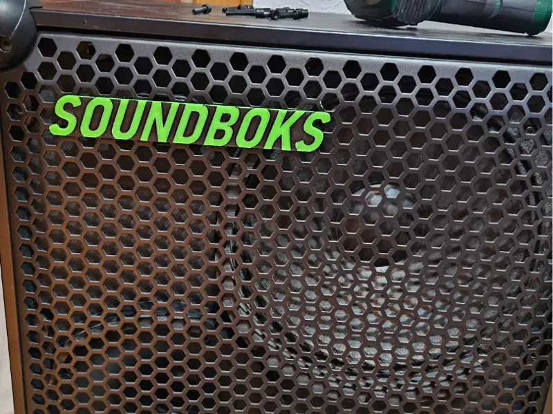 Soundboks LOGO Emplem Schriftzug