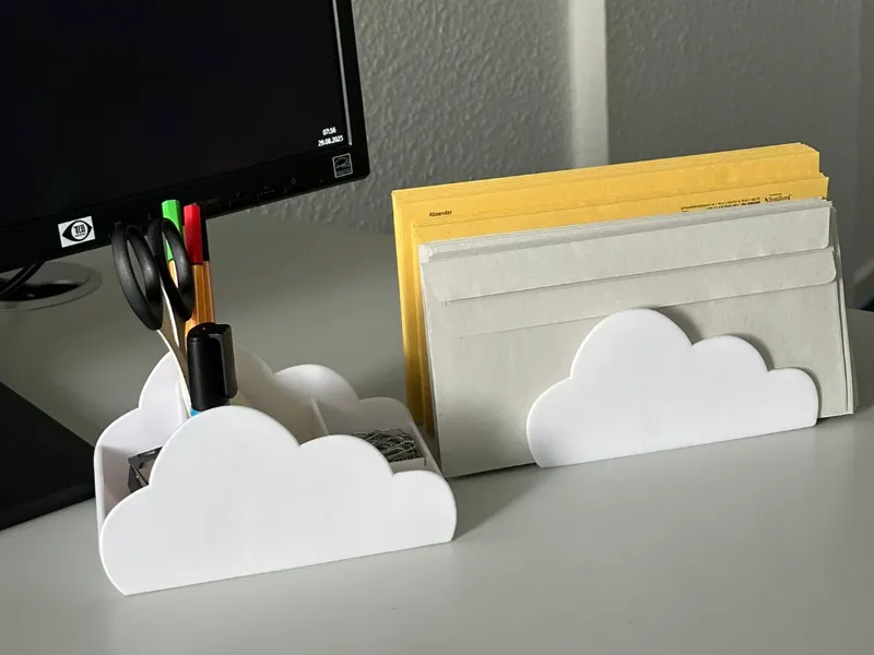 Cloud Desk-Organizer