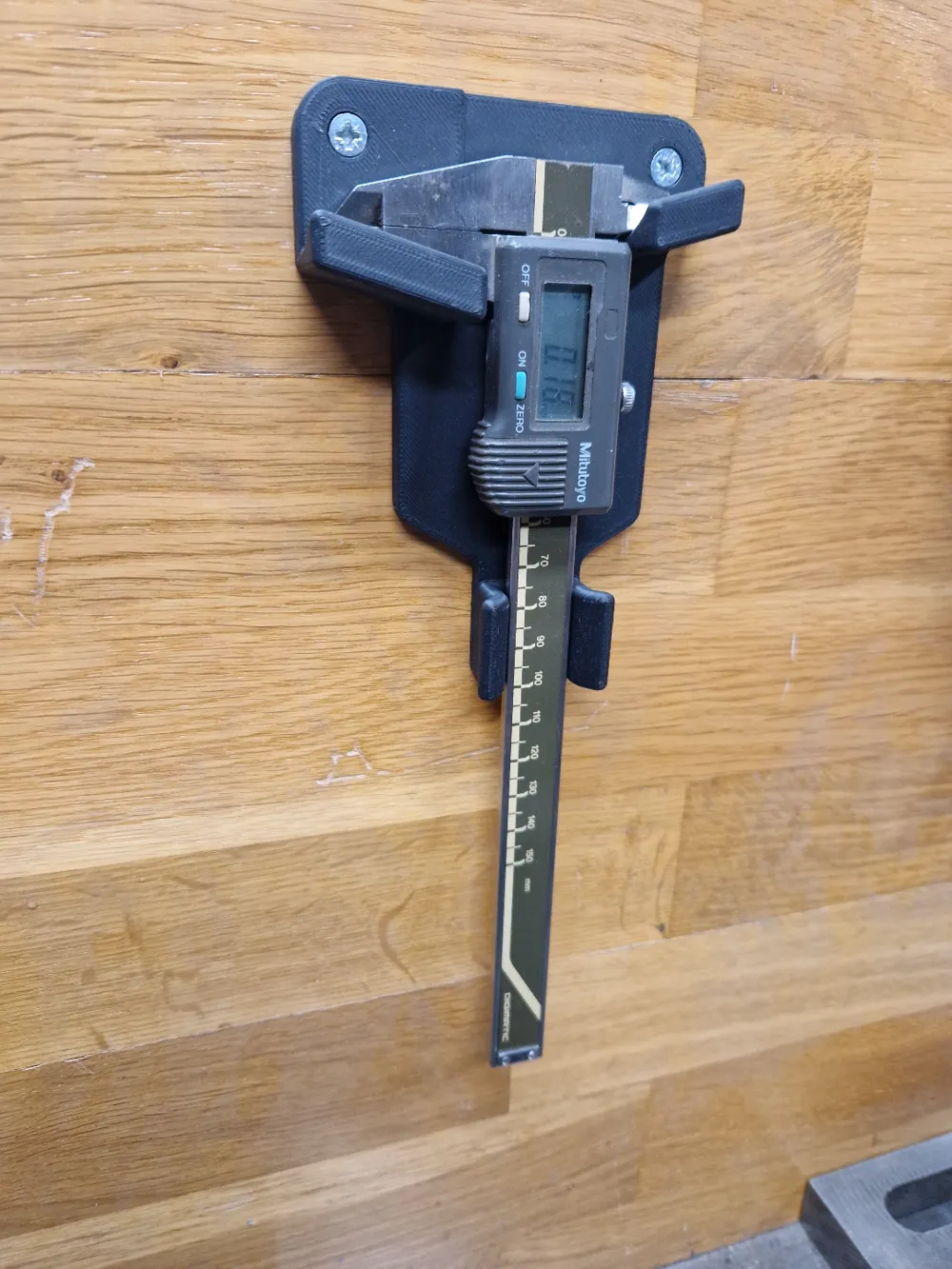 Caliper Wall Holder Mitutoyo 150 mm by Tin MakerWorld