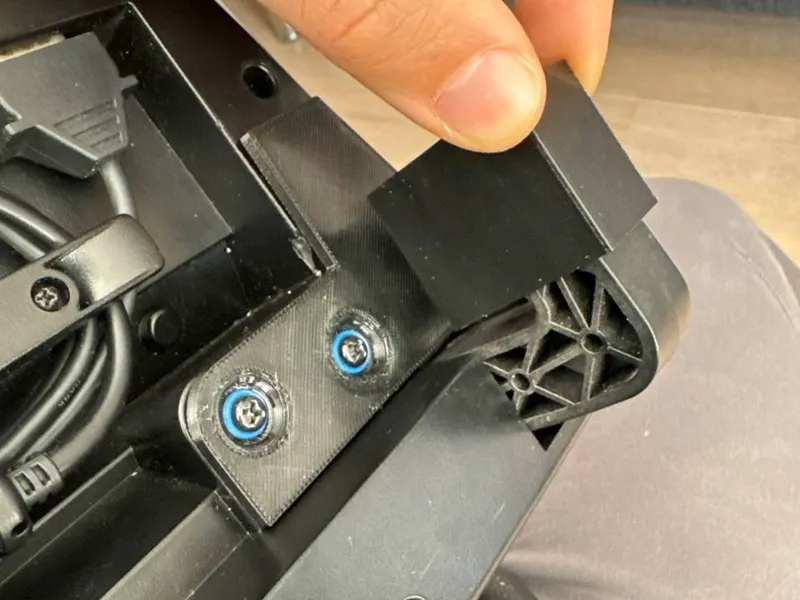 Logitech G27 TPU Desk Grips