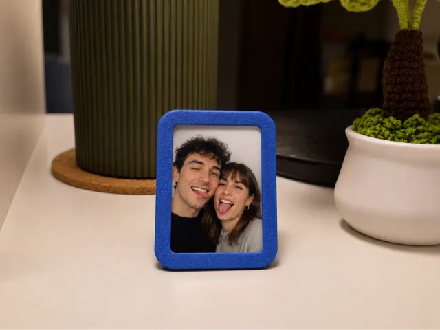 Mini Passport / Photo Booth Desktop Frame 35×45 mm