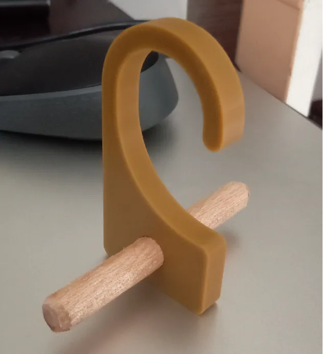 Simple hanger