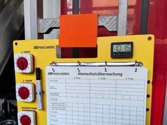 Halter für Atemschutzüberwachungstafel