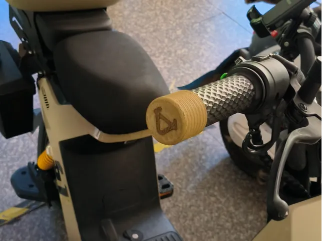 电瓶车把手堵头 适配35mm尺寸电瓶车把手 The handle plug of ebike