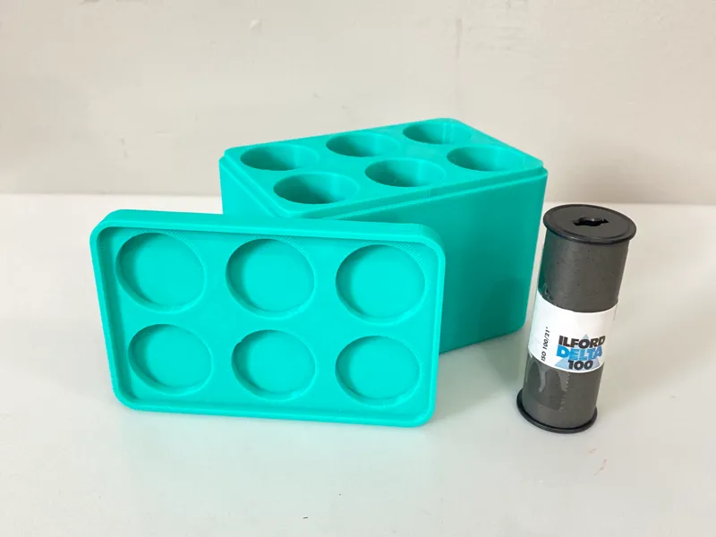 120mm Film Holder - 6 Rolls with Lid