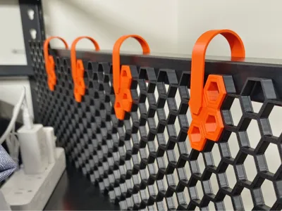 Honeycomb Storage Wall Hanging Clip