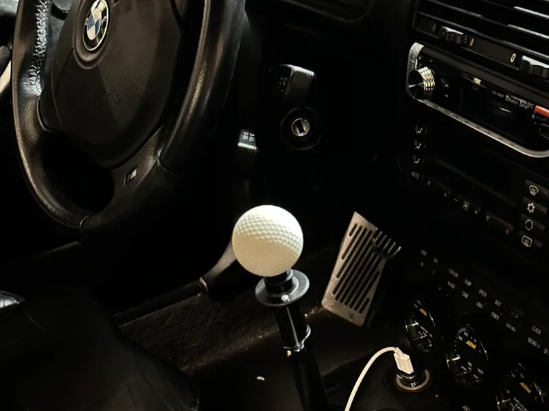 BMW E36 gear shift knob in golf ball shape