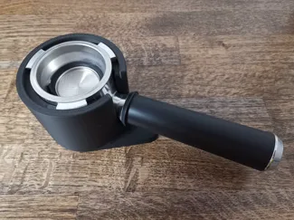 Tamperstation DeLonghi Dedica Siebträger (51mm)