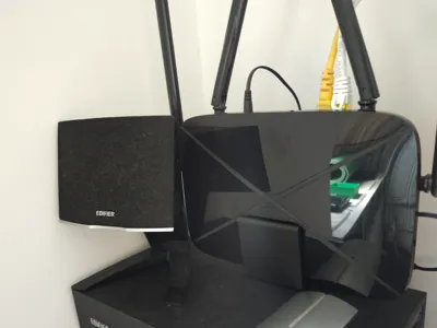 Router vertical stand