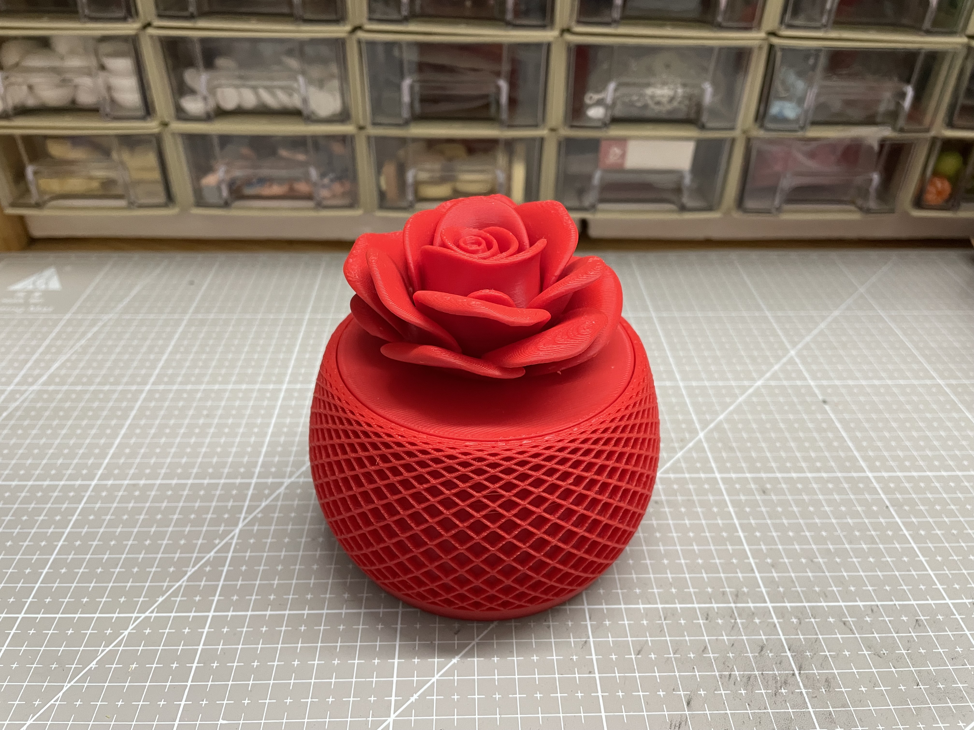 Miniatura 2 do modelo 3D 玫瑰花盖小物收纳盒