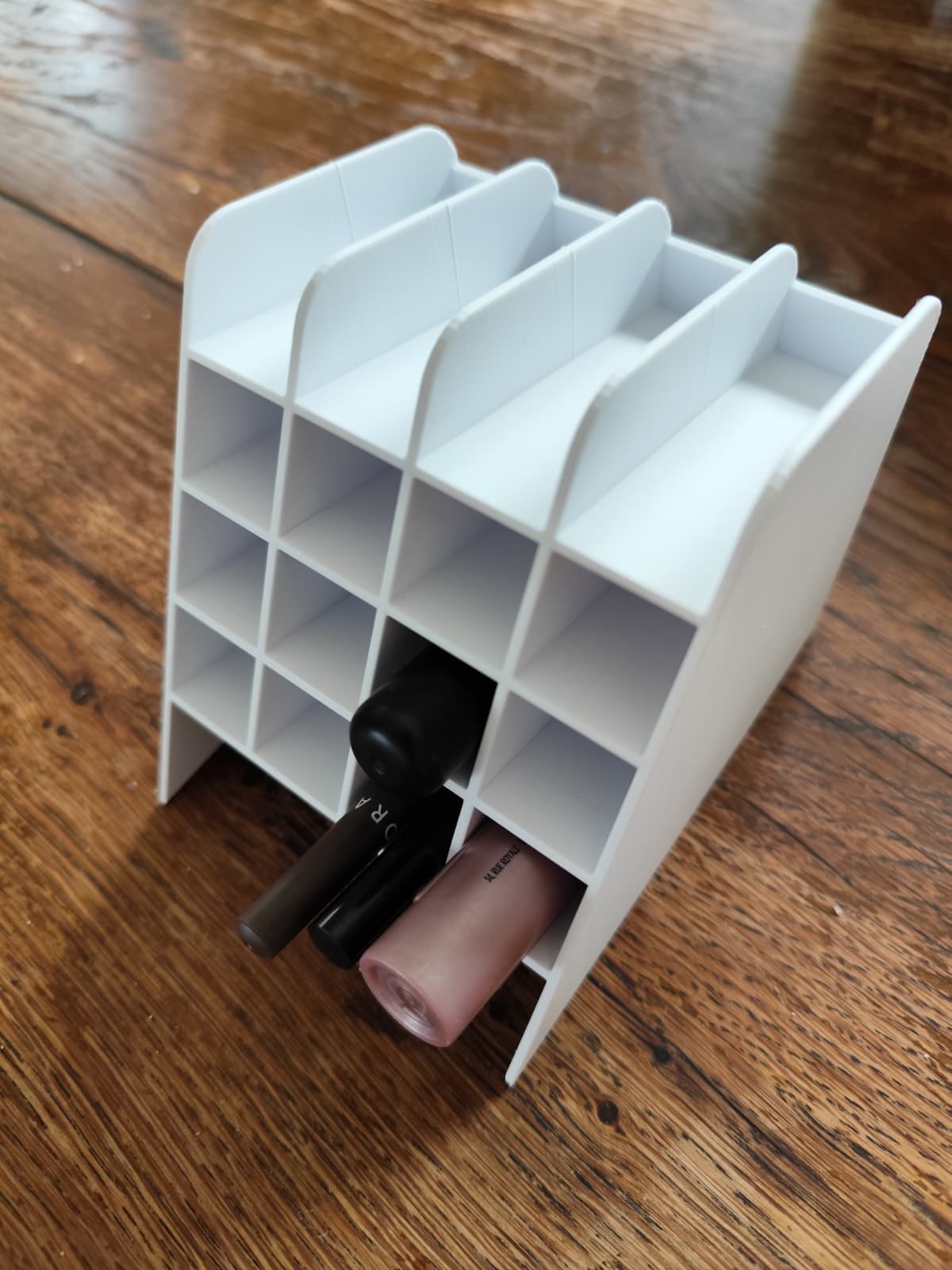 Miniatura 5 do modelo 3D Lipstick holder