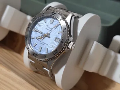 Watch pillow for box