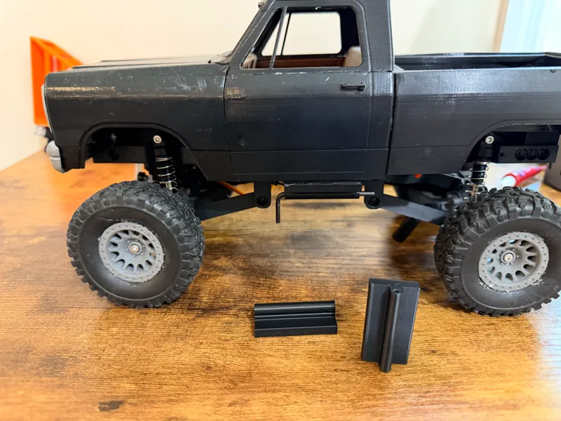 1:16 80's Dodge Ram Allen wrench holder 