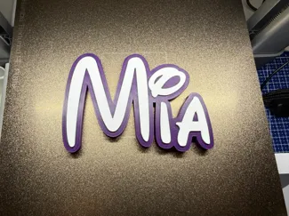 Name Mia in Disneyschrift