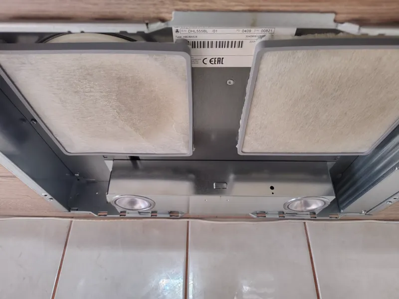 Additional filter for the hood