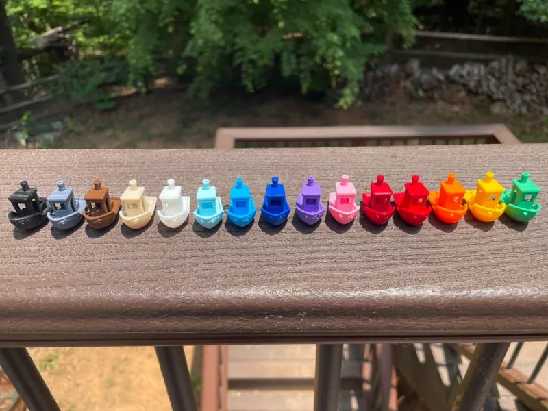 Mini Benchy Filament Swatches