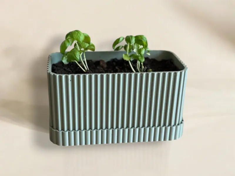 HerbEase Planter w/Drip Tray