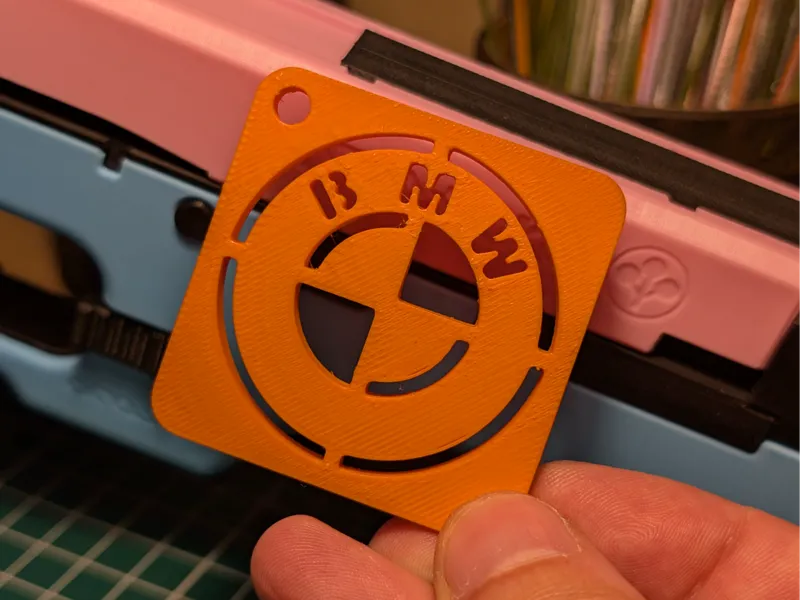 BMW v1 Keychain