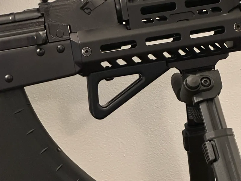 MLOK Magpul Bipod Compatible Angled Foregrip