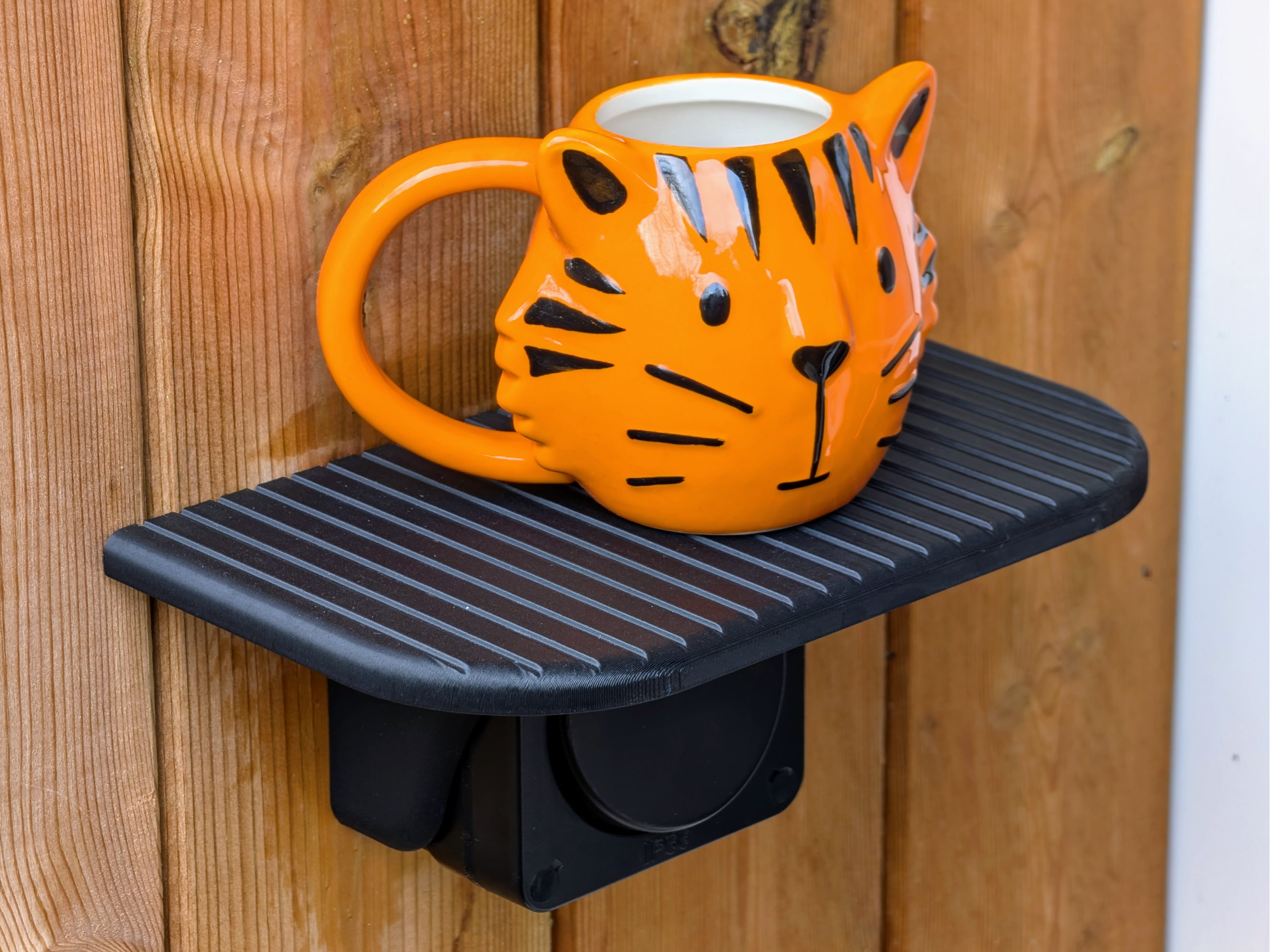 Outdoor Switch Shelf