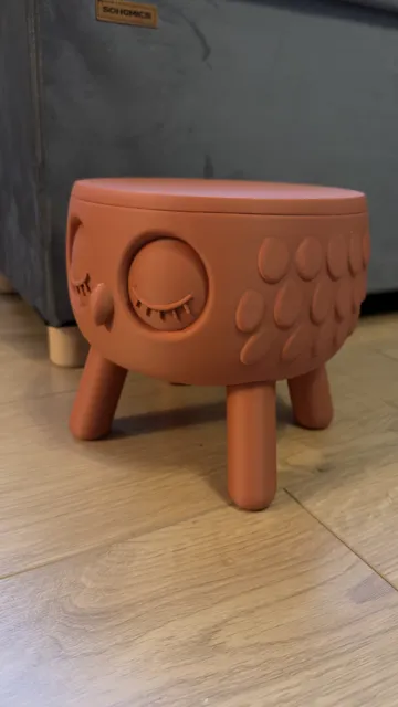 Soporte: Sleepy Cute Owl Shaped Stool & Plant Stand — vista de referencia 3