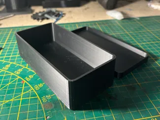 Storage box
