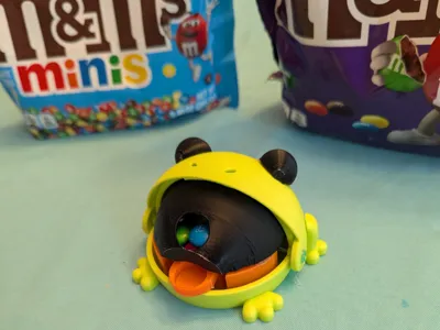 Frog M&M Dispenser