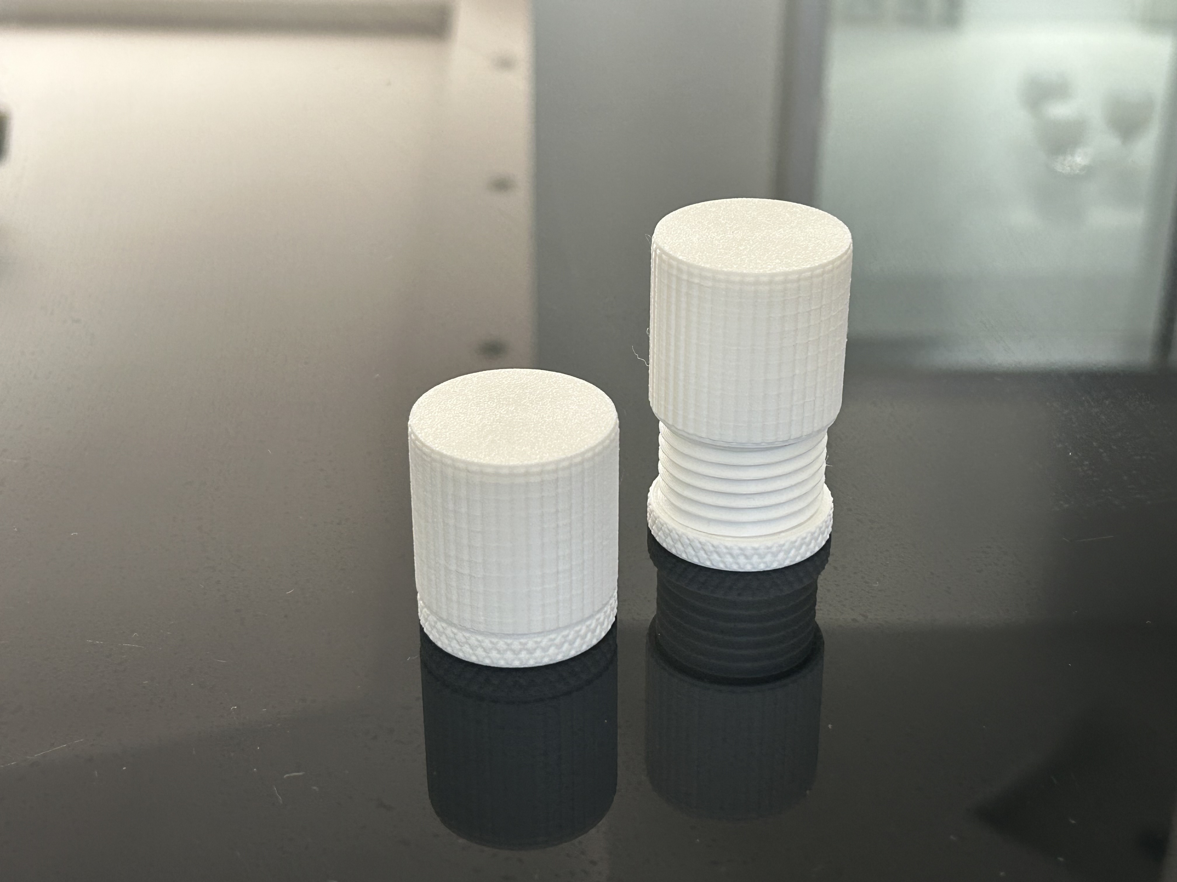 Miniatura 2 do modelo 3D 螺纹伸缩杆 支撑杆 伸缩支架 调节器 顶床器 显卡支撑