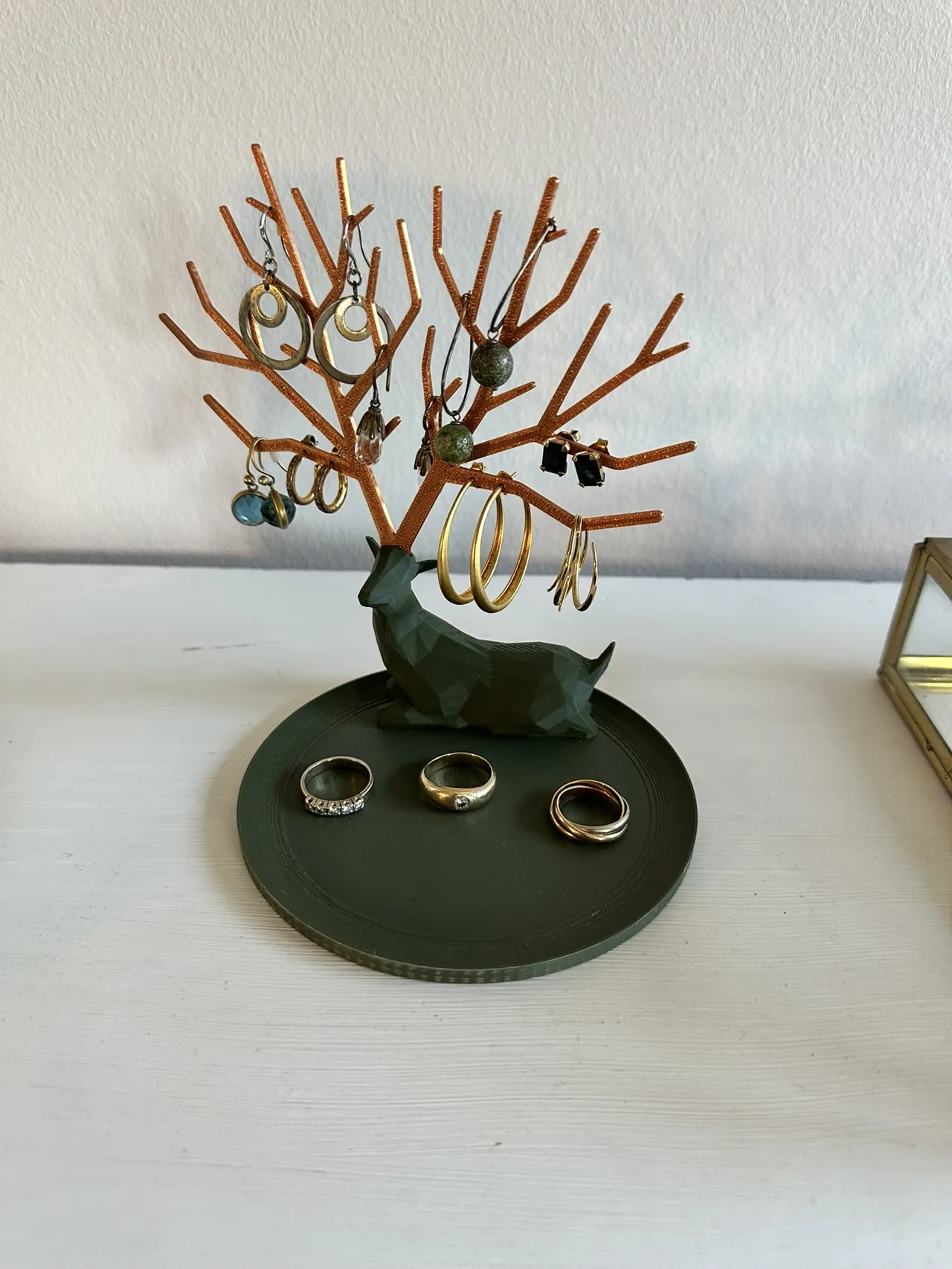 Jewelry deer box view 3