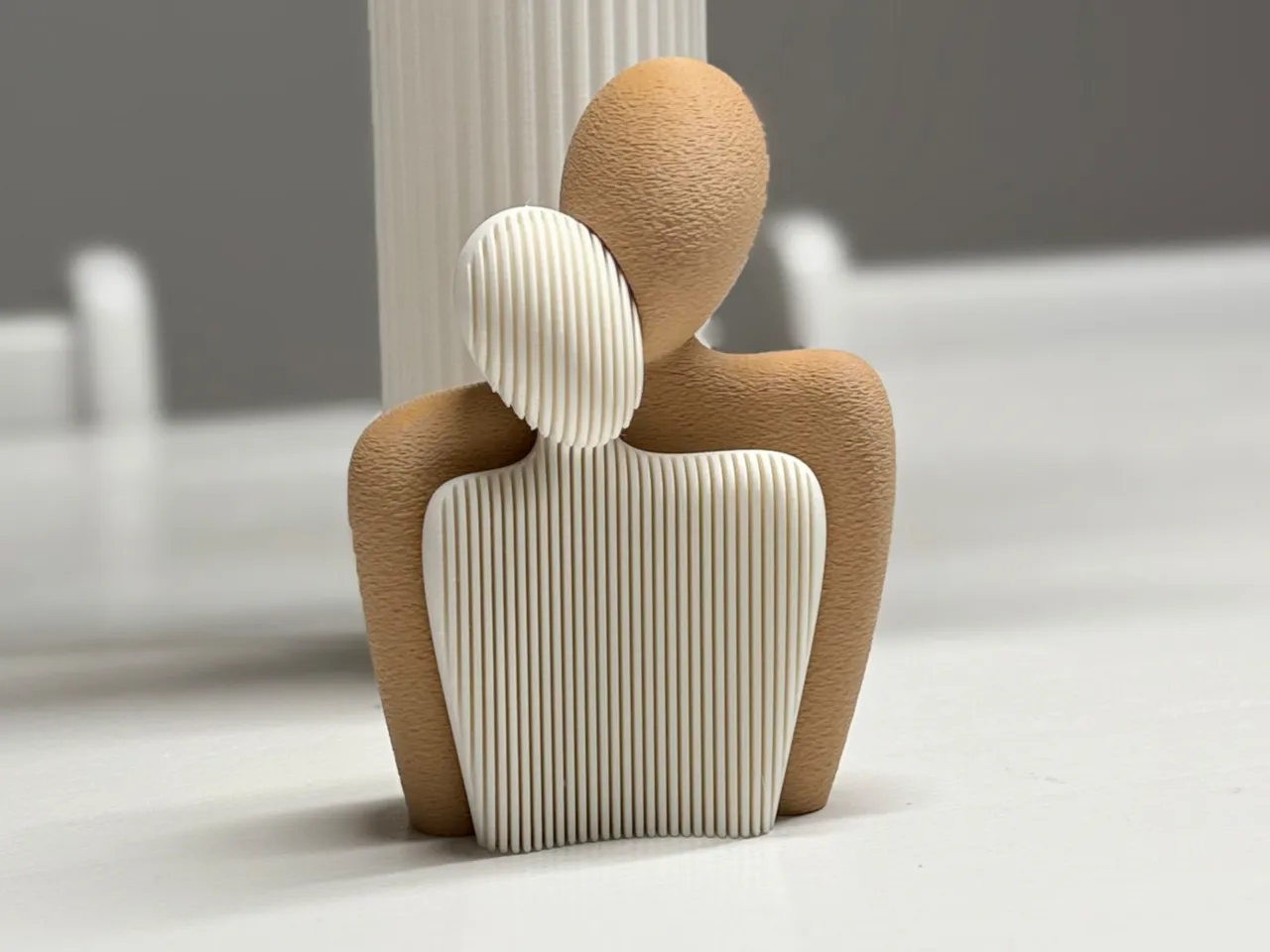 Valentine's Day Couple Statue view 4