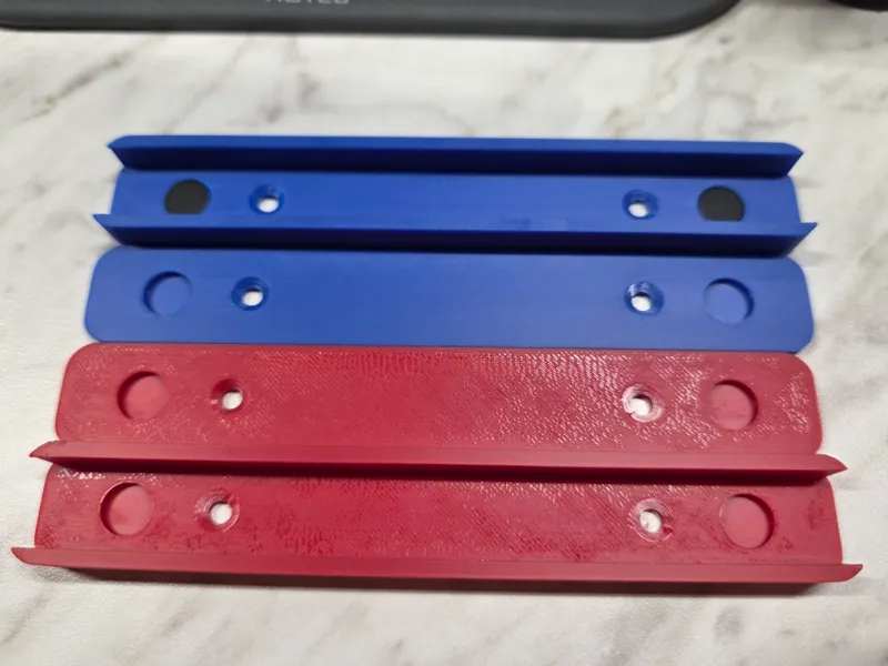 Magnetic Bubble Level / Tool Holders