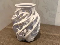 Vase Voronoi décoratif — photo 1