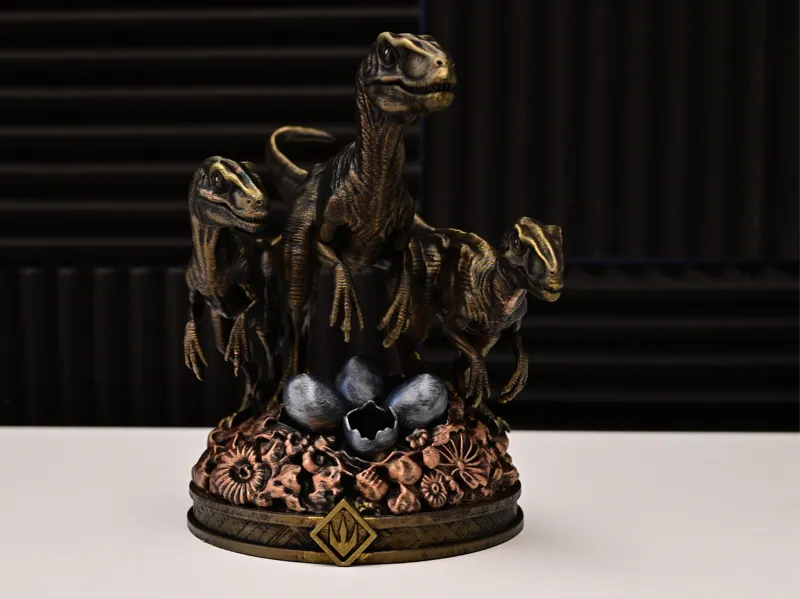 Raptor Pack Statue – Dinosaur Sculpture